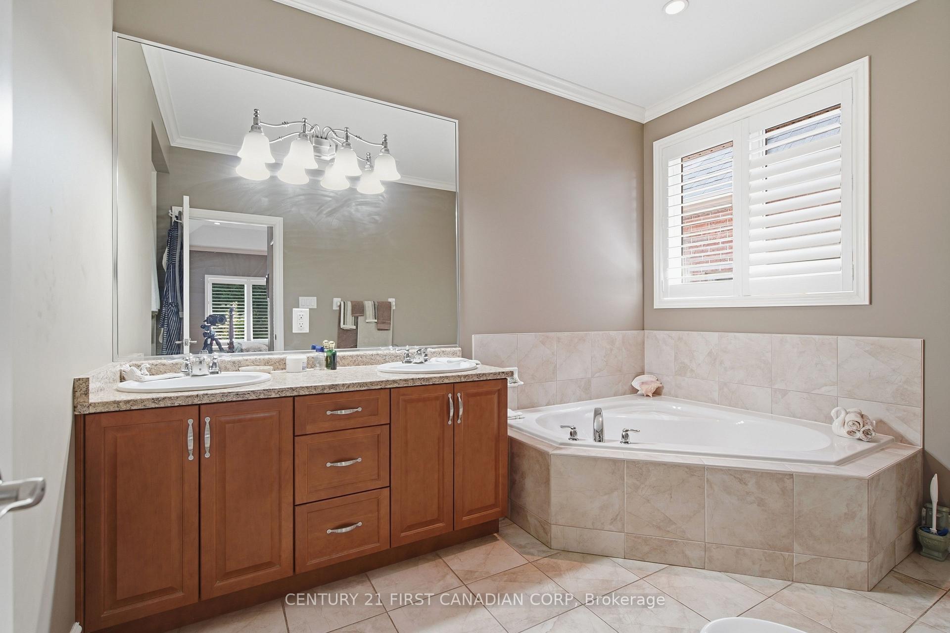 Photo 30 of 2285 Lilac Avenue, London, South K — HOMEH