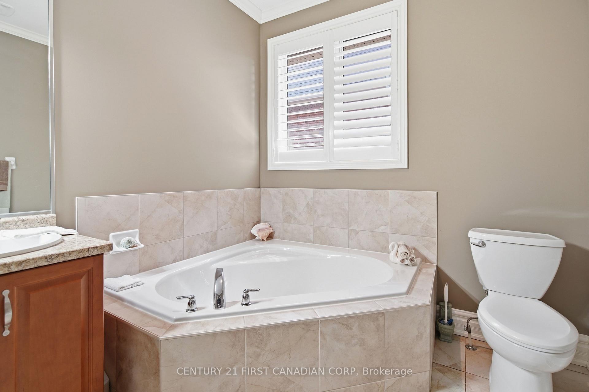 Photo 31 of 2285 Lilac Avenue, London, South K — HOMEH