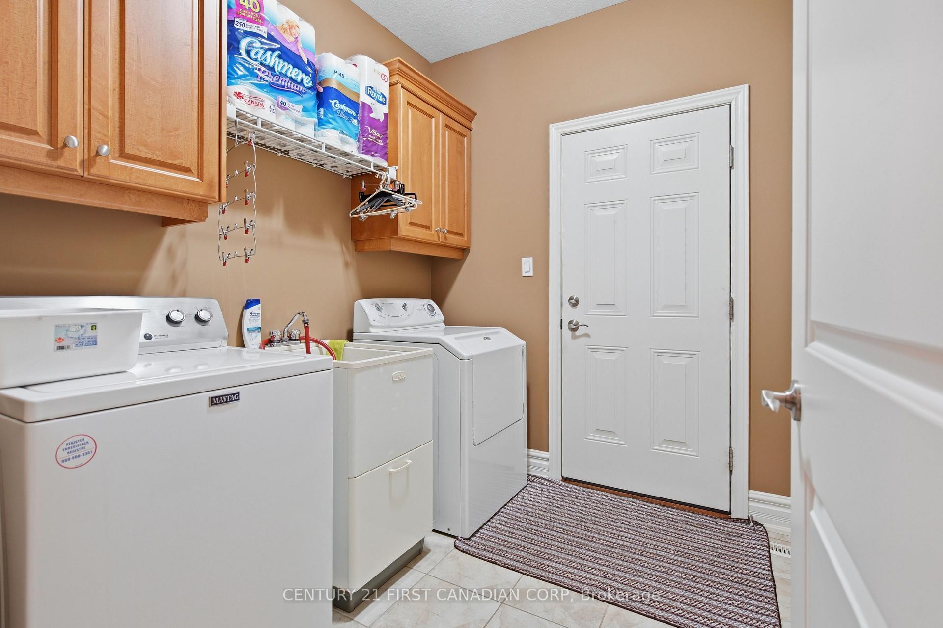Photo 35 of 2285 Lilac Avenue, London, South K — HOMEH