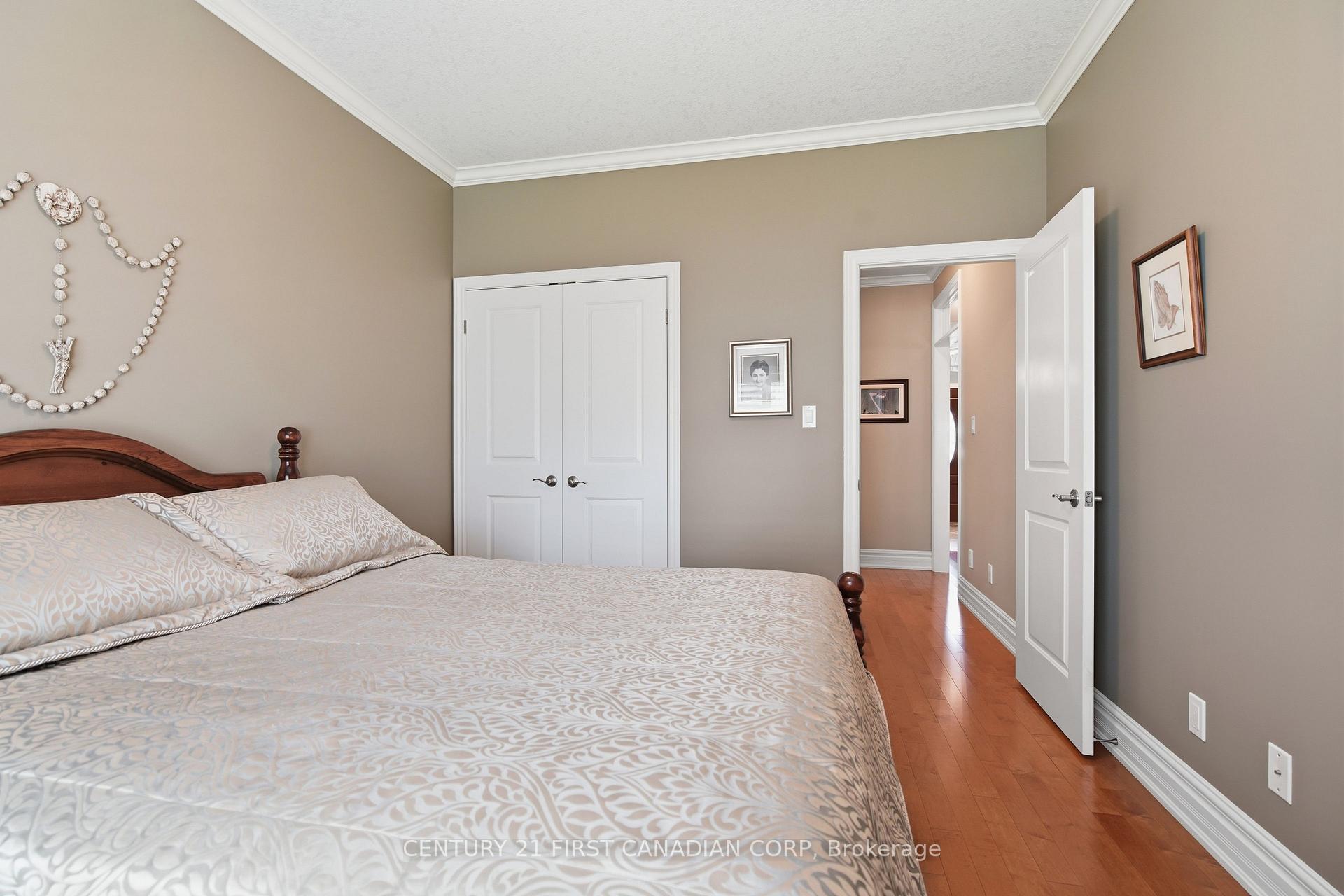 Photo 37 of 2285 Lilac Avenue, London, South K — HOMEH