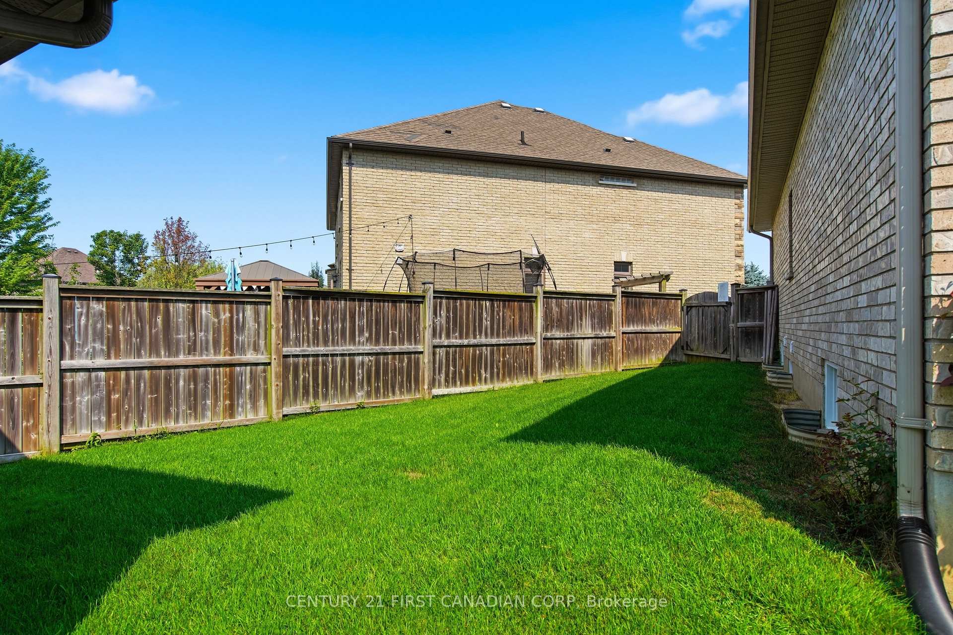 Photo 47 of 2285 Lilac Avenue, London, South K — HOMEH