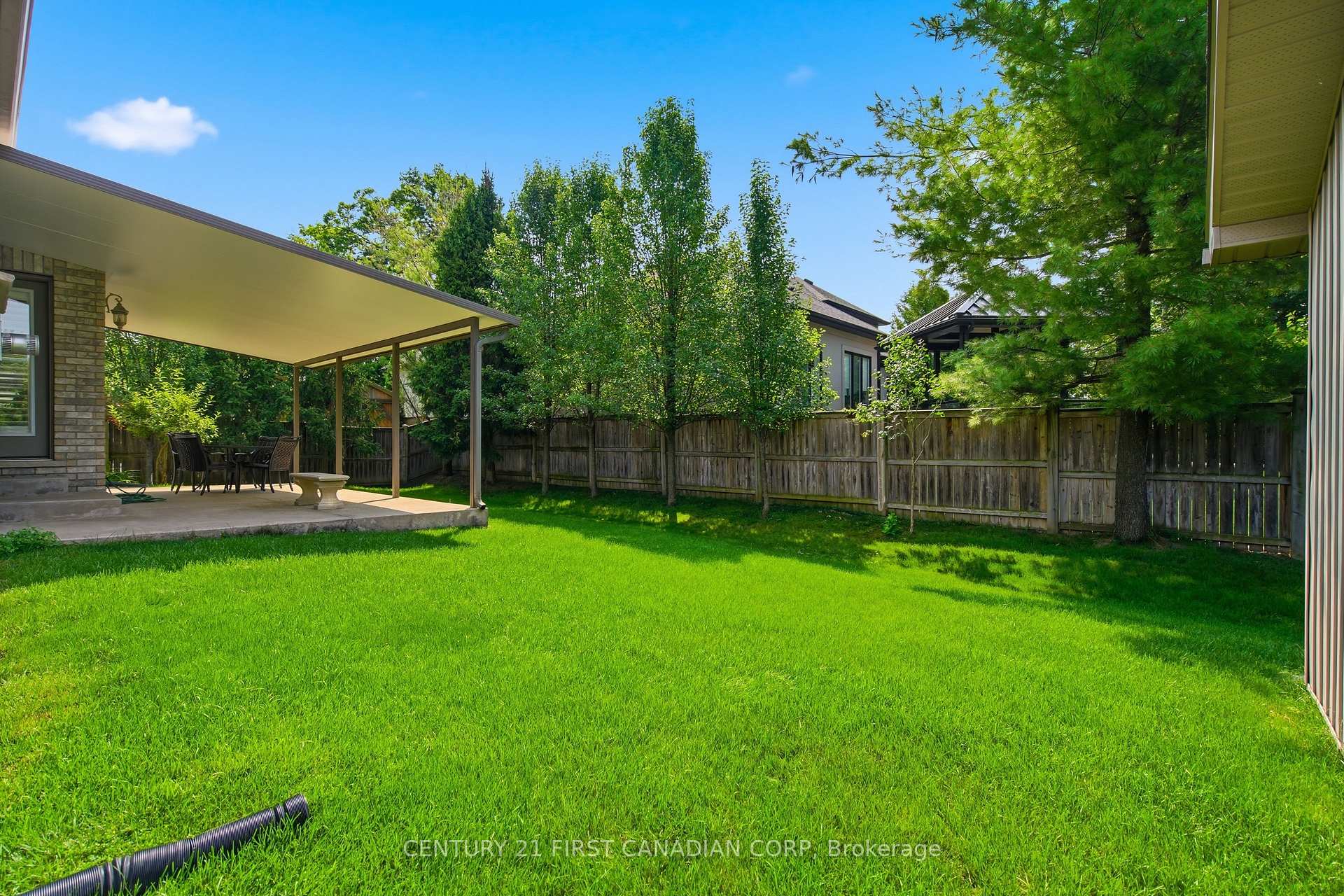 Photo 48 of 2285 Lilac Avenue, London, South K — HOMEH
