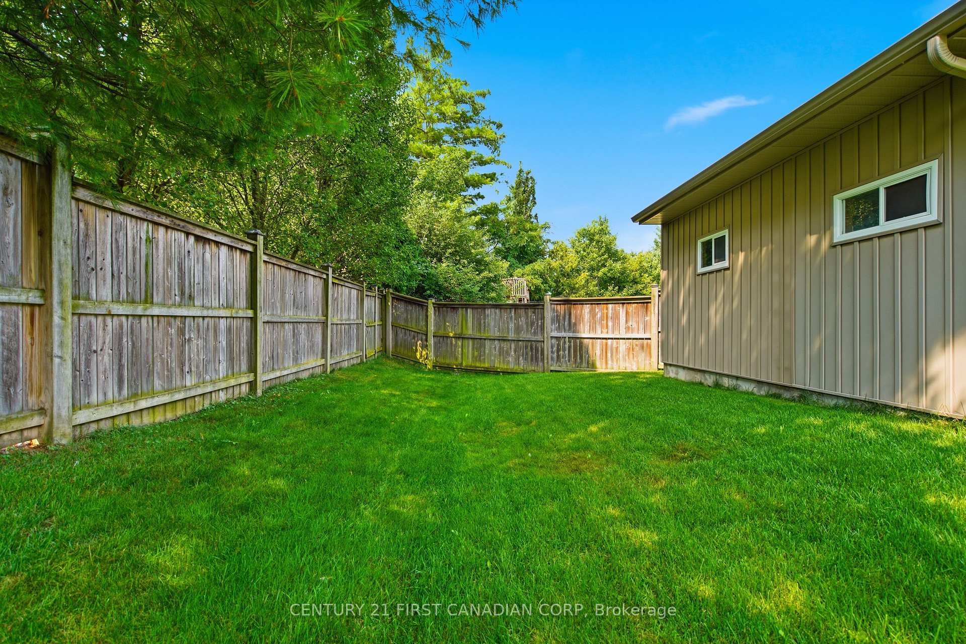 Photo 49 of 2285 Lilac Avenue, London, South K — HOMEH