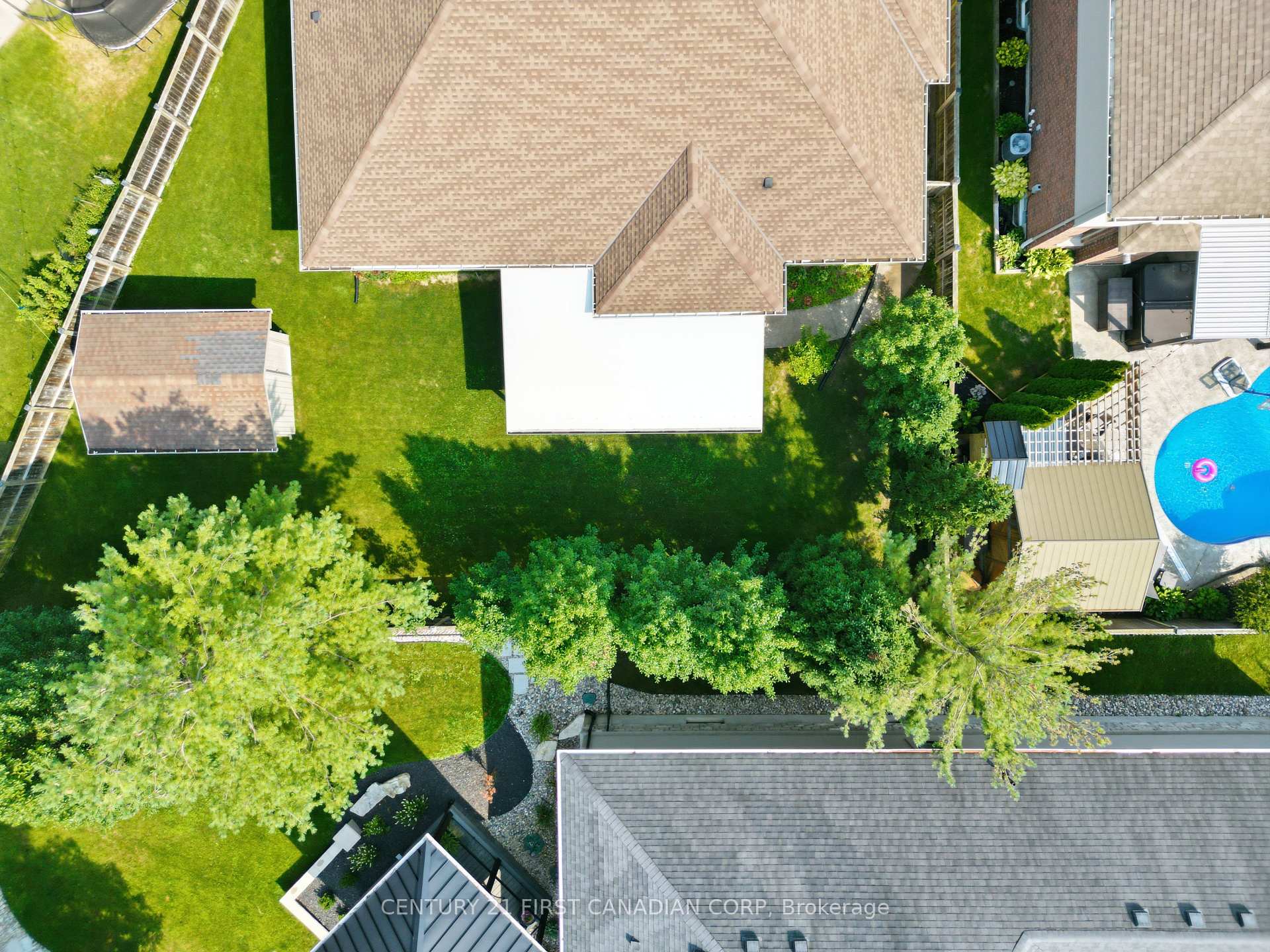 Photo 54 of 2285 Lilac Avenue, London, South K — HOMEH