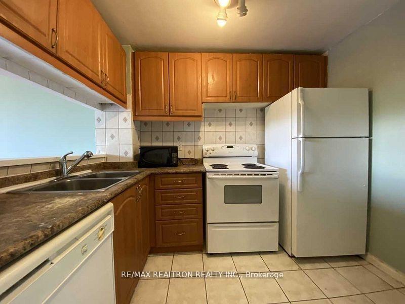 Photo 2 of Unit 1215, 3050 Ellesmere Road, Scarborough, Morningside — HOMEH