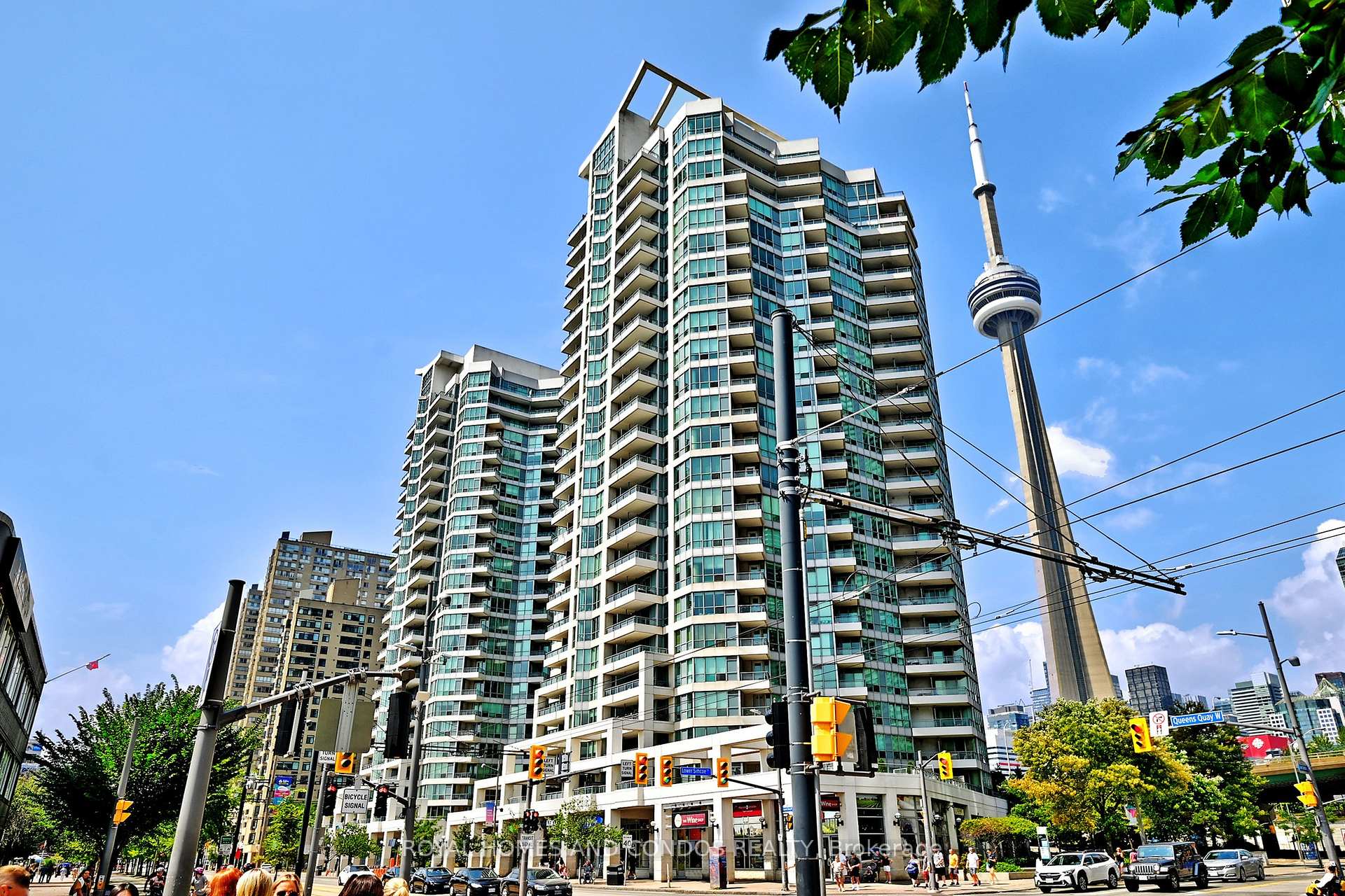 Front of Unit 618, 230 Queens Quay W