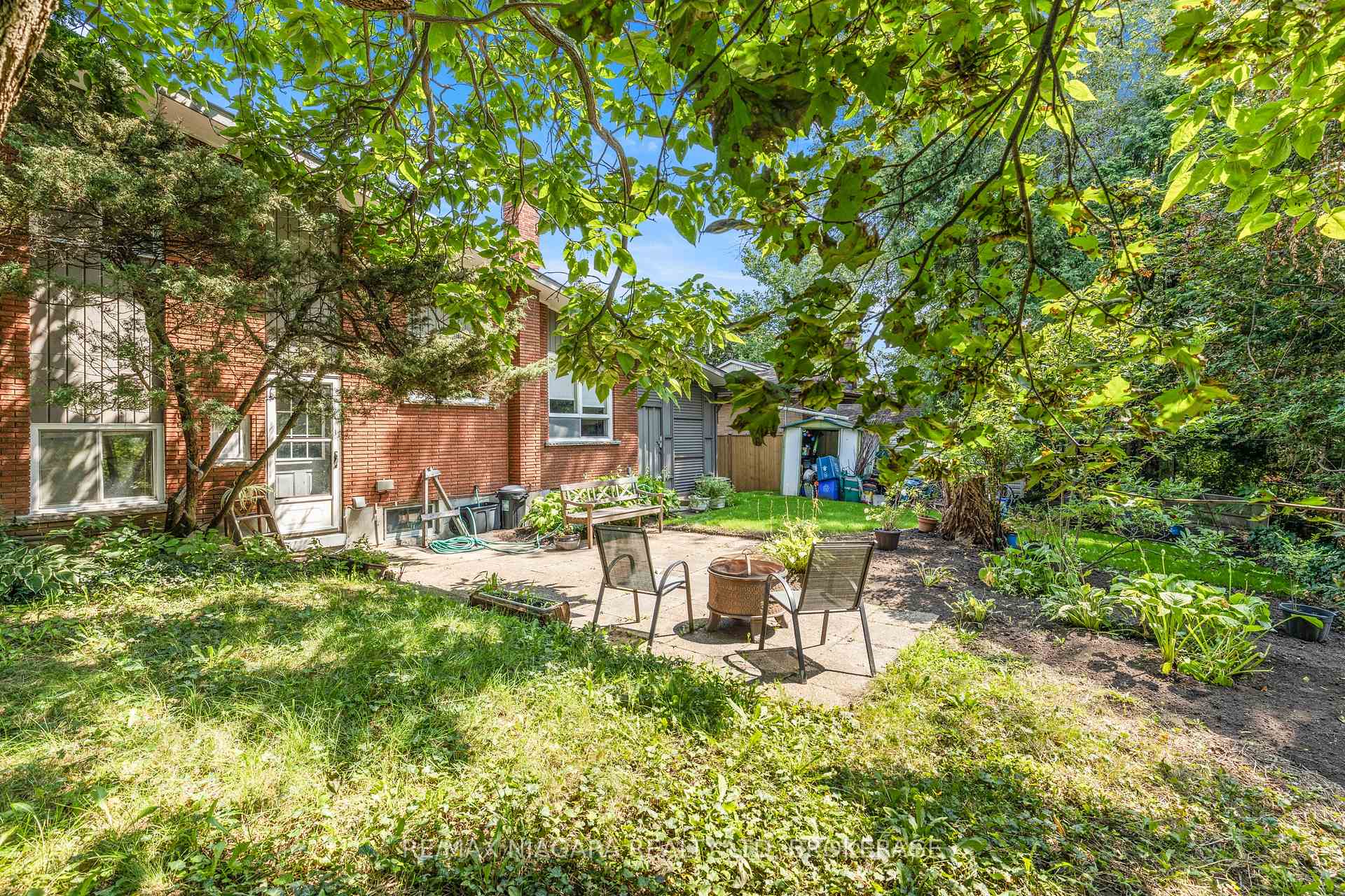 Photo 27 of 8 Cullen Drive, St. Catharines, Glendale/Glenridge — HOMEH