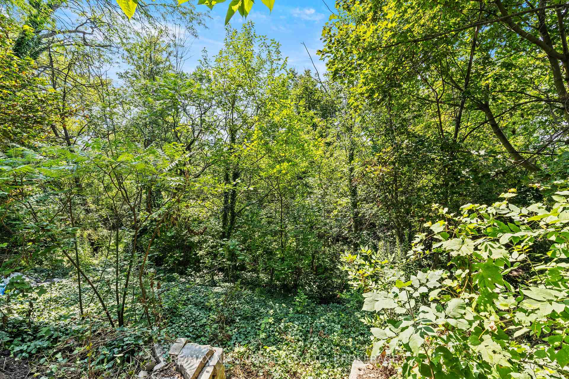 Photo 32 of 8 Cullen Drive, St. Catharines, Glendale/Glenridge — HOMEH
