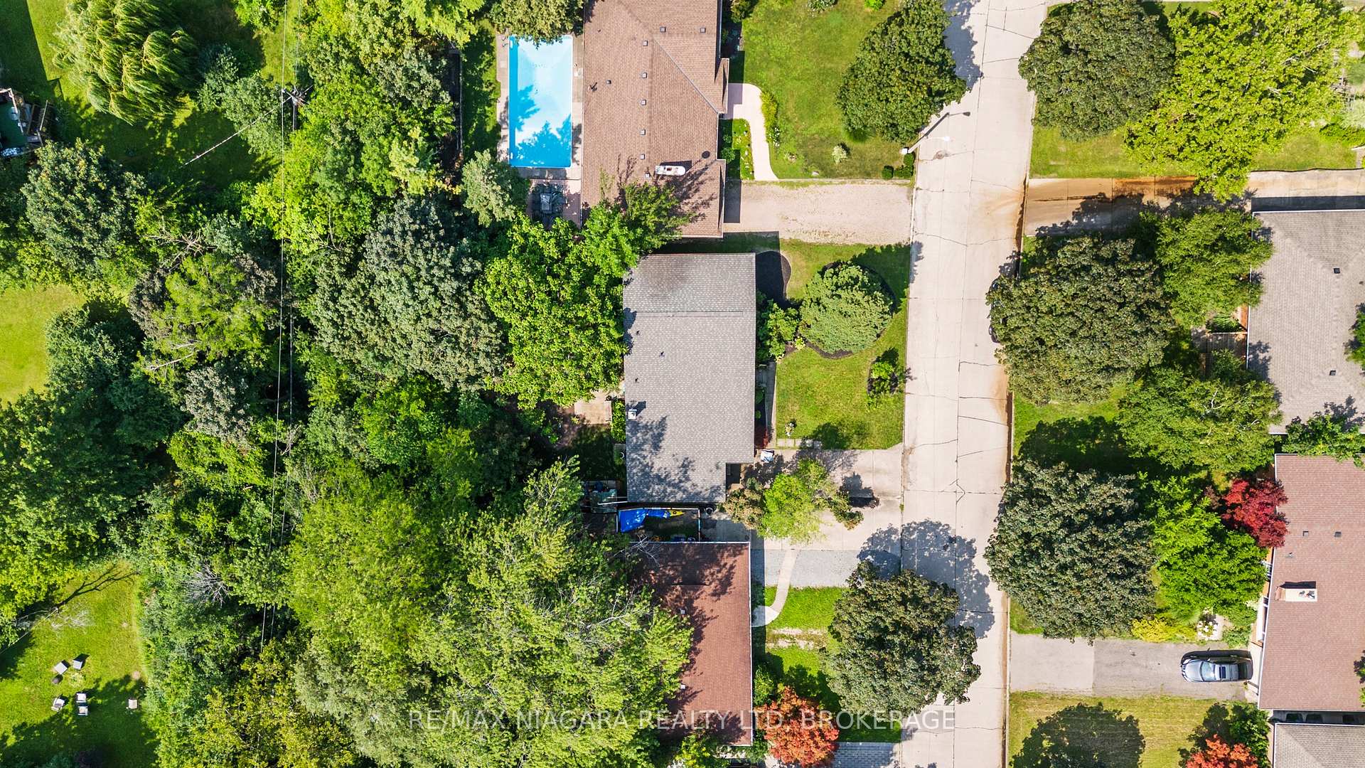 Photo 40 of 8 Cullen Drive, St. Catharines, Glendale/Glenridge — HOMEH