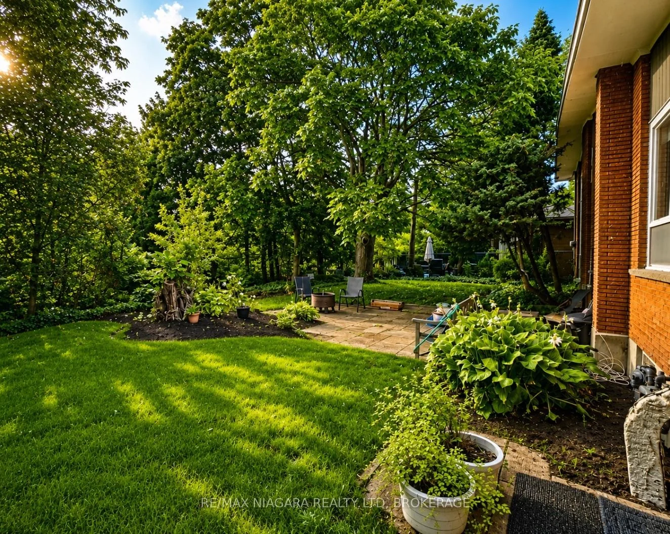 Photo 26 of 8 Cullen Drive, St. Catharines, Glendale/Glenridge — HOMEH