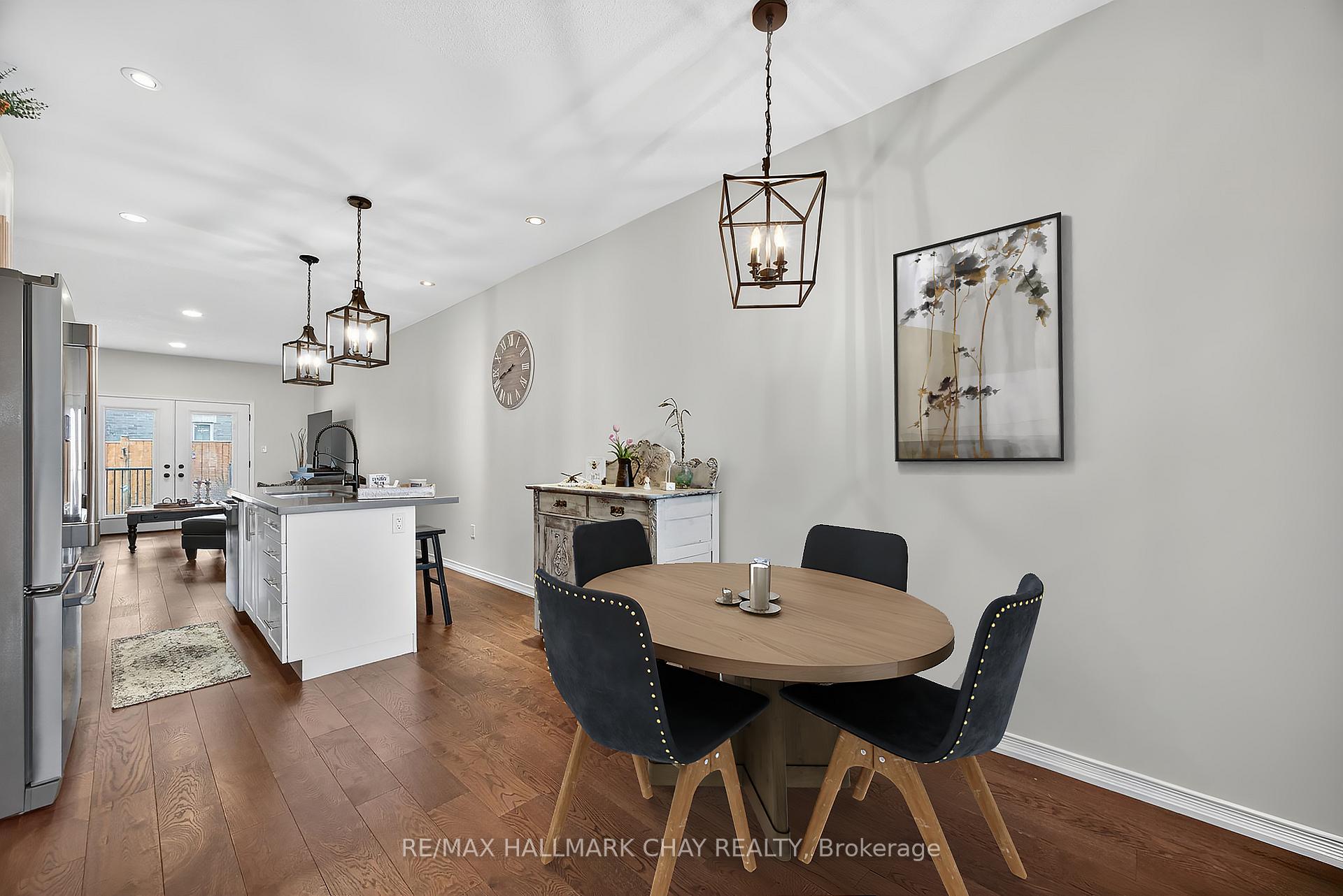 Photo 10 of 118 Isabella Drive, Orillia — HOMEH