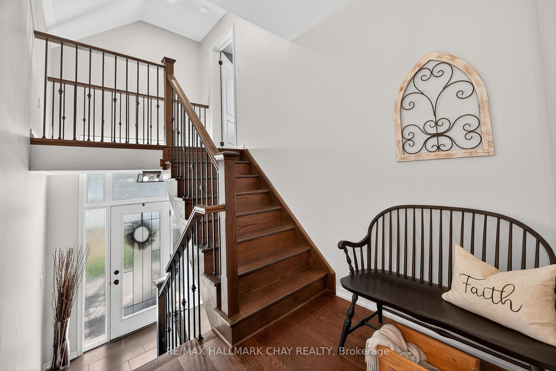 Photo 18 of 118 Isabella Drive, Orillia — HOMEH