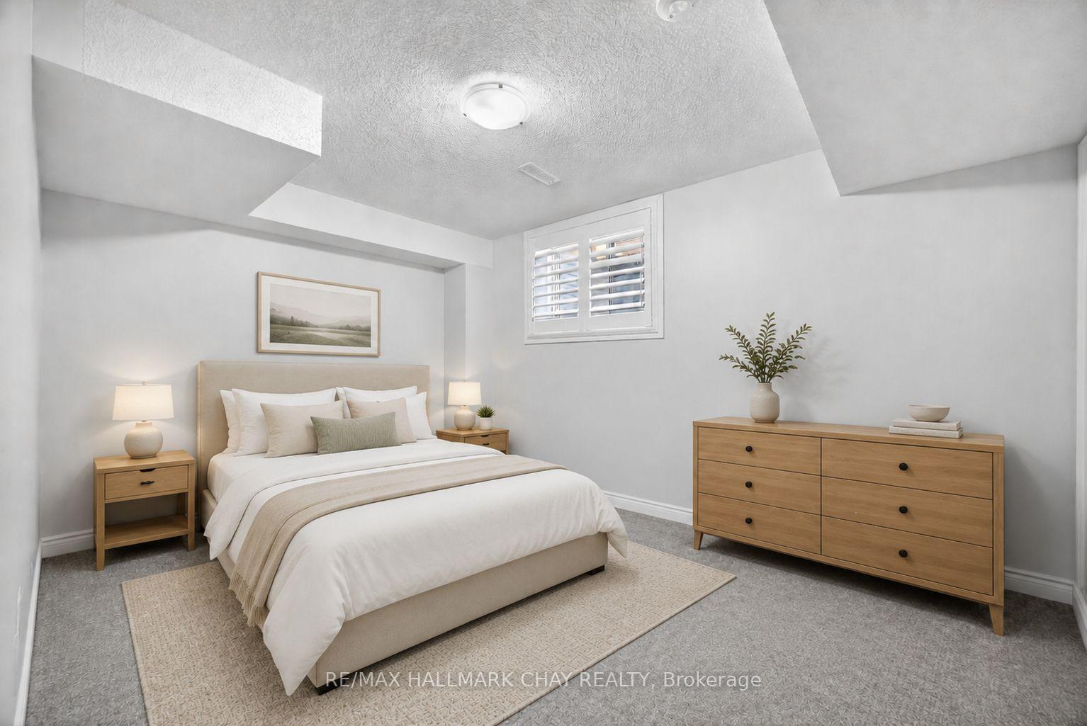 Photo 29 of 118 Isabella Drive, Orillia — HOMEH