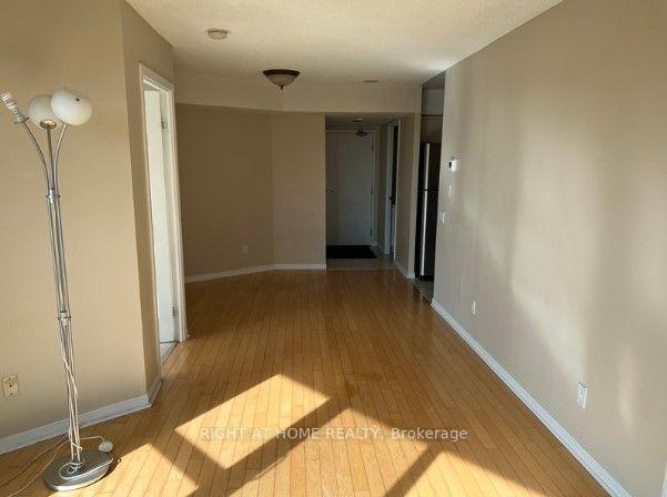 Photo 5 of Unit 503, 30 Harrison Garden Boulevard, North York, Willowdale East — HOMEH