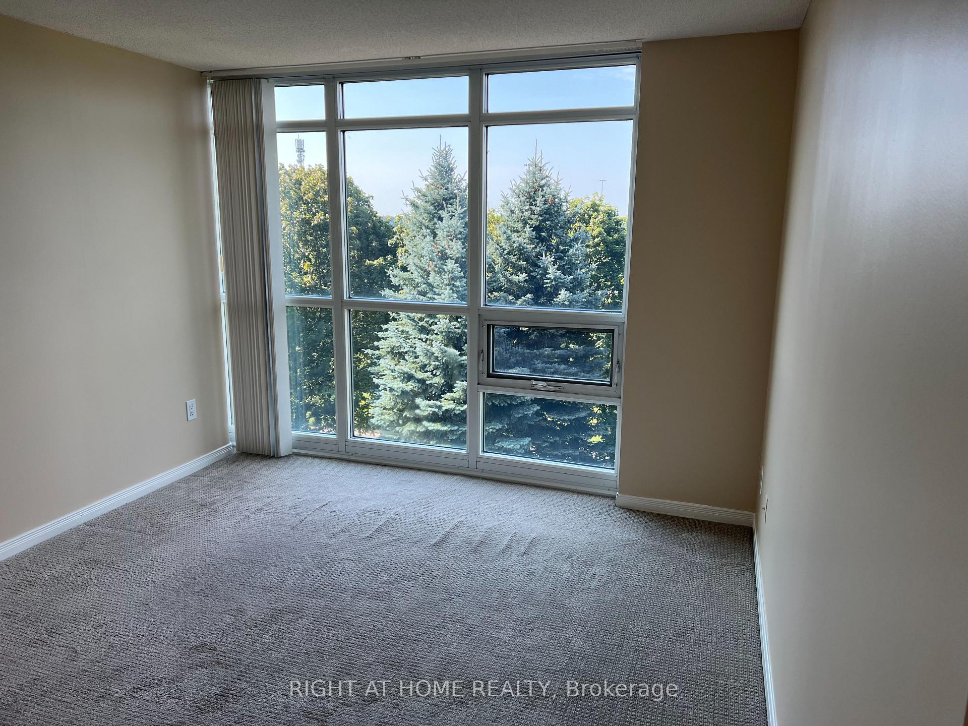 Photo 10 of Unit 503, 30 Harrison Garden Boulevard, North York, Willowdale East — HOMEH