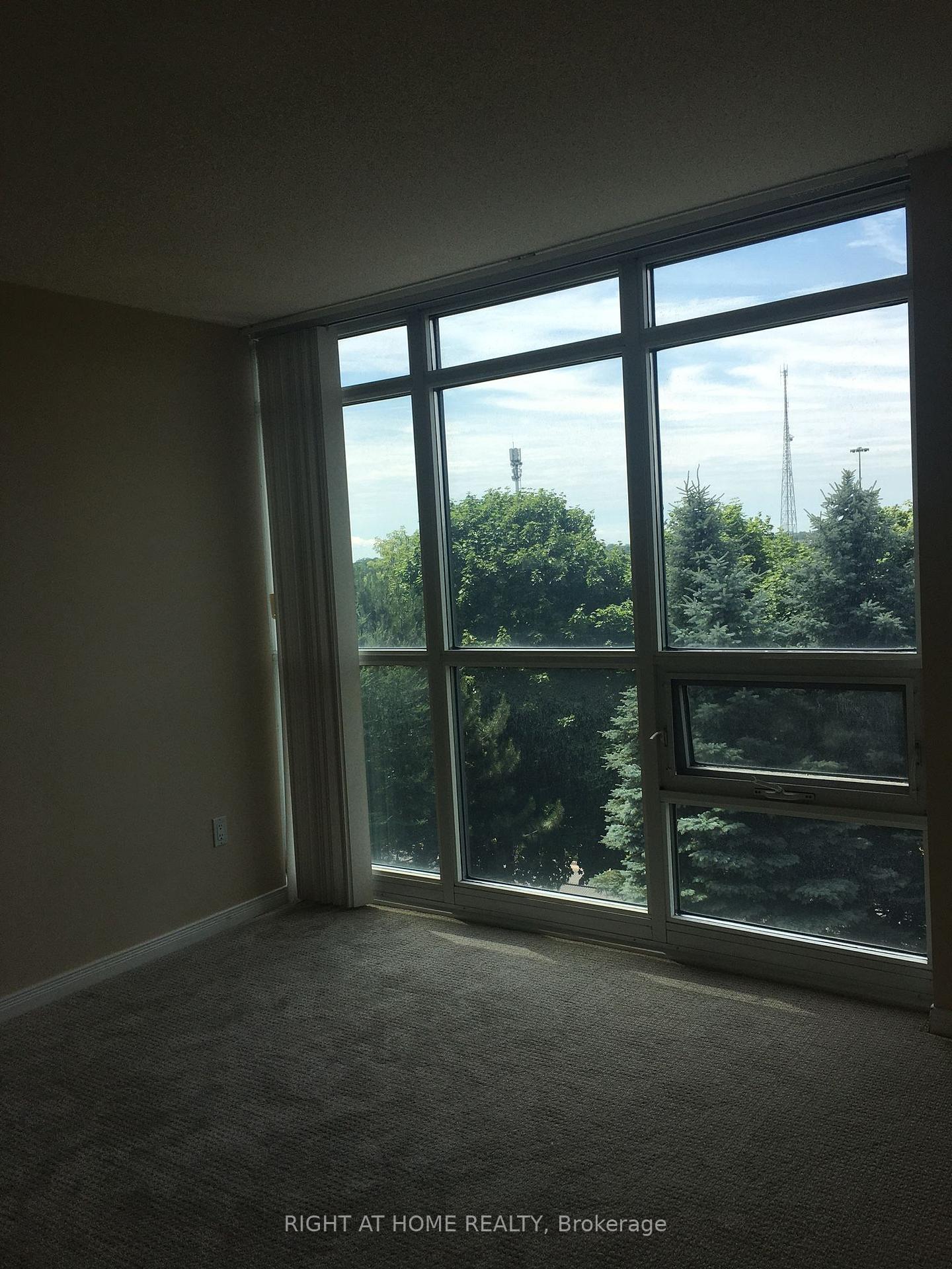 Photo 19 of Unit 503, 30 Harrison Garden Boulevard, North York, Willowdale East — HOMEH