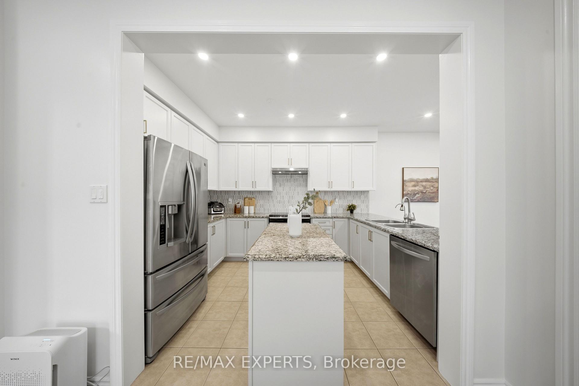 Photo 13 of 354 Hobbs Crescent, Milton, Clarke — HOMEH