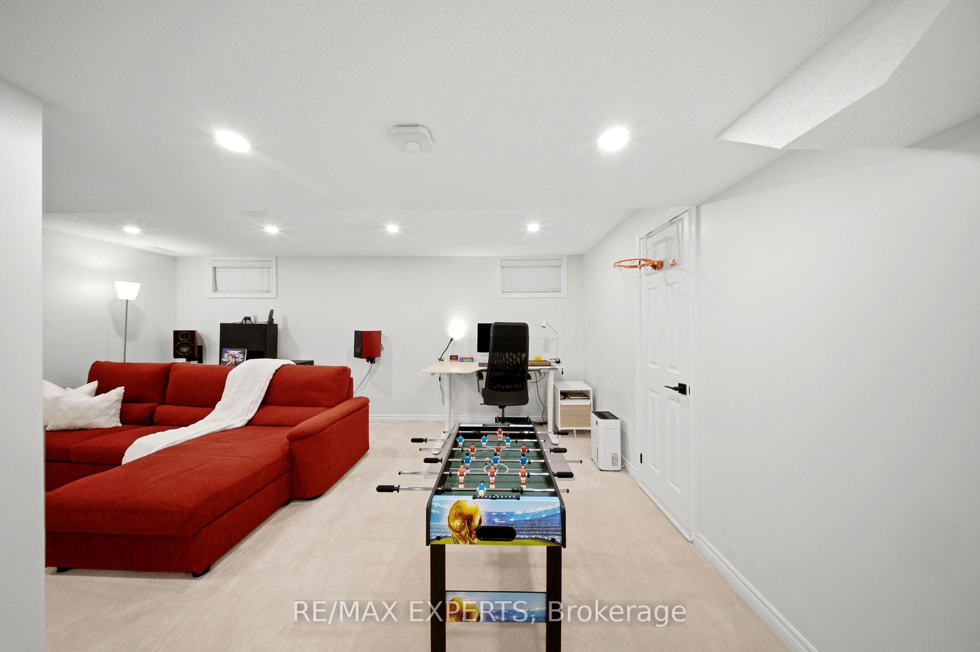 Photo 35 of 354 Hobbs Crescent, Milton, Clarke — HOMEH