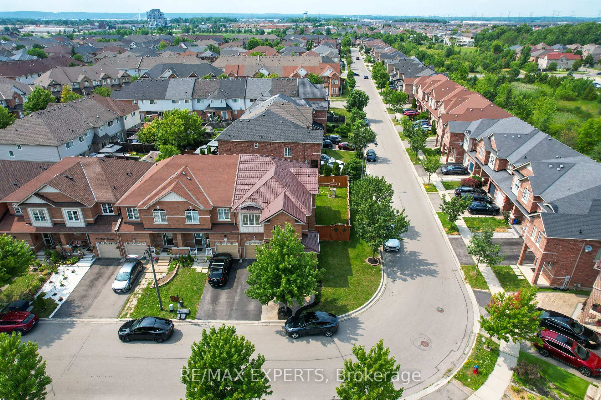 Photo 47 of 354 Hobbs Crescent, Milton, Clarke — HOMEH
