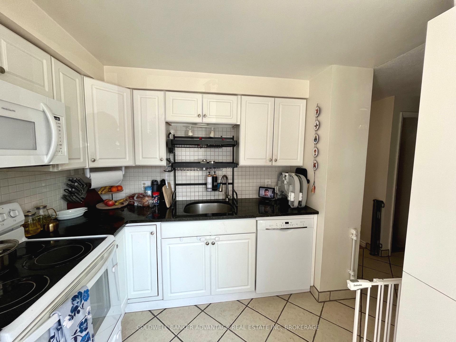 Photo 4 of Unit 52, 6767 Thorold Stone Road, Niagara Falls, Stamford — HOMEH