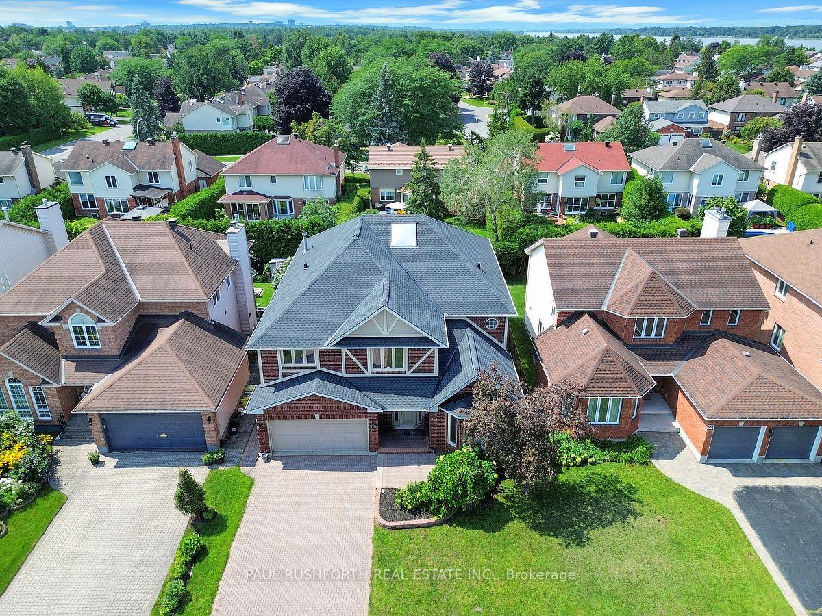 Photo 2 of 6192 Ravine Way, Ottawa, Convent Glen — HOMEH