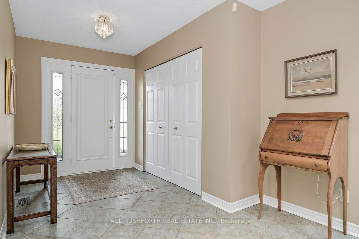 Photo 7 of 6192 Ravine Way, Ottawa, Convent Glen — HOMEH