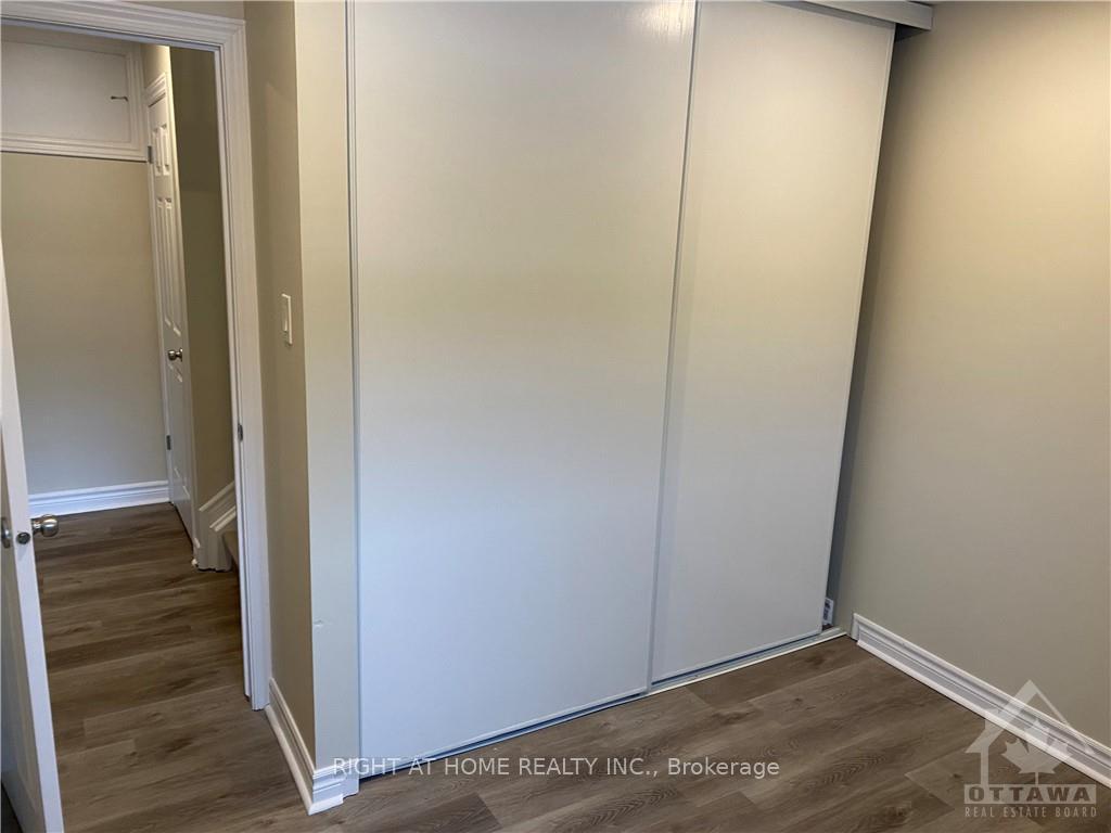 Photo 11 of 286 Titanium Private, Ottawa, Convent Glen North — HOMEH