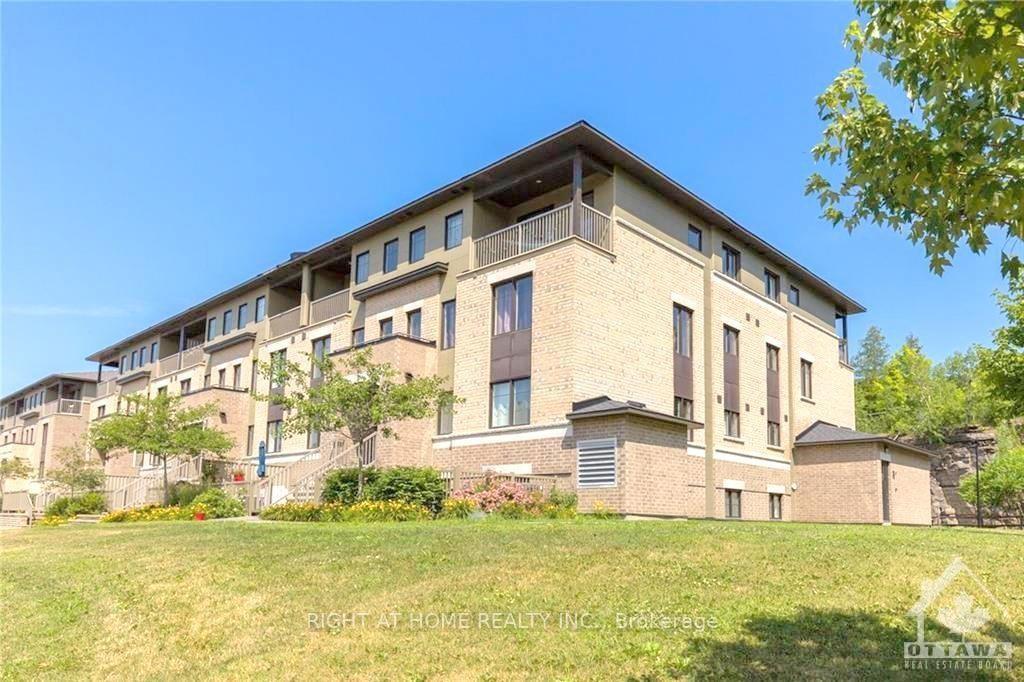 Photo 15 of 286 Titanium Private, Ottawa, Convent Glen North — HOMEH