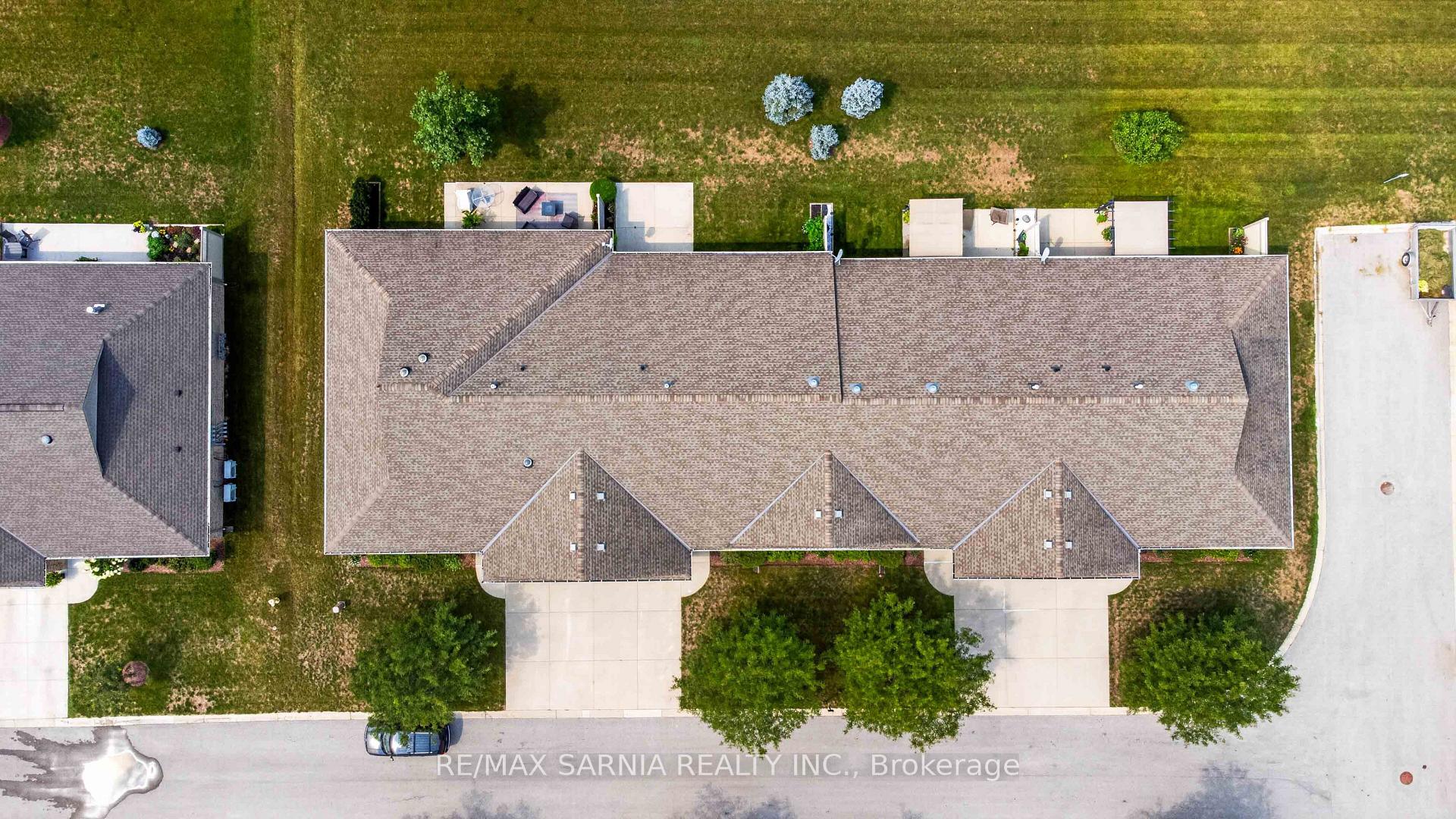Photo 42 of Unit 18, 5969 Townsend Line, Lambton Shores, Forest — HOMEH