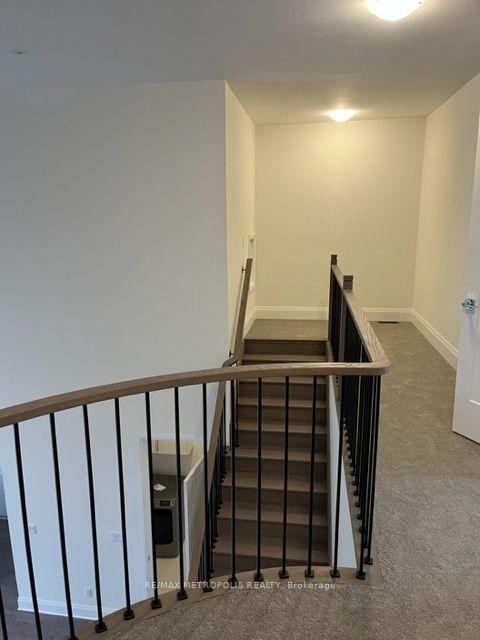 Photo 12 of 17 Vern Robertson Gate, Uxbridge — HOMEH