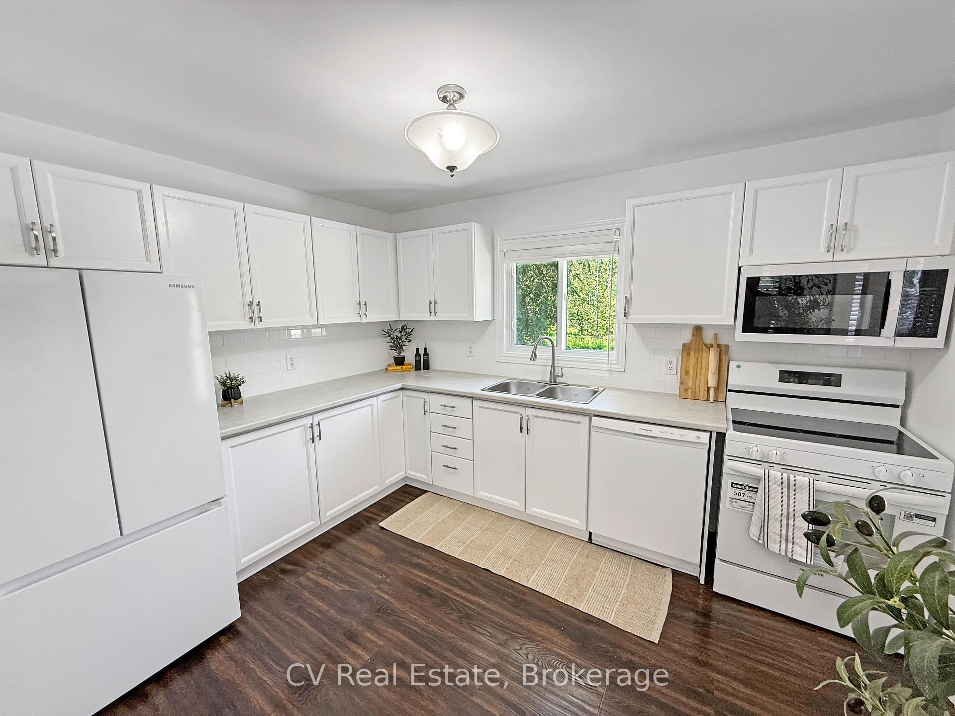 Photo 10 of 3698 George Johnston Road, Springwater, Rural Springwater — HOMEH