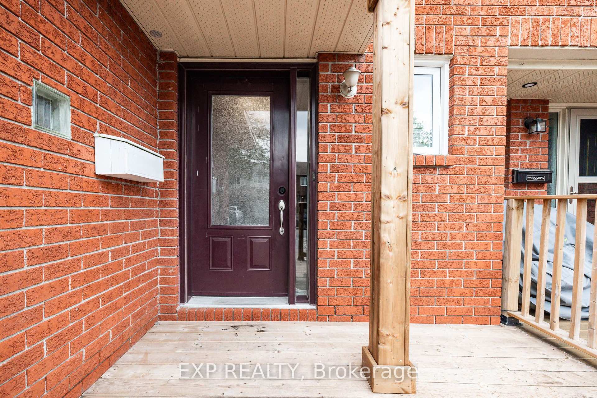 Photo 2 of 110 Cedarock Drive, Ottawa, Kanata - Bridlewood — HOMEH