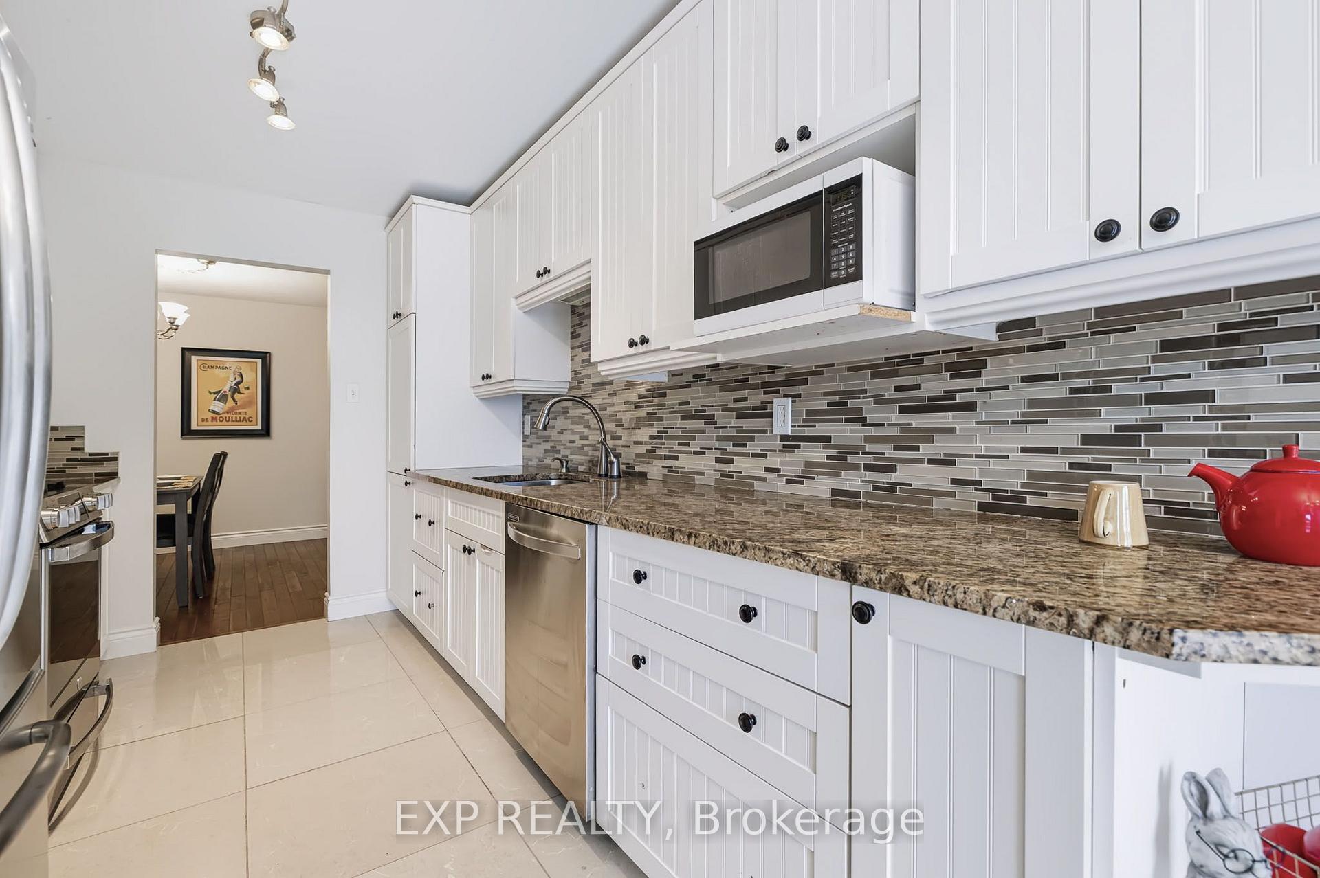Photo 14 of 110 Cedarock Drive, Ottawa, Kanata - Bridlewood — HOMEH