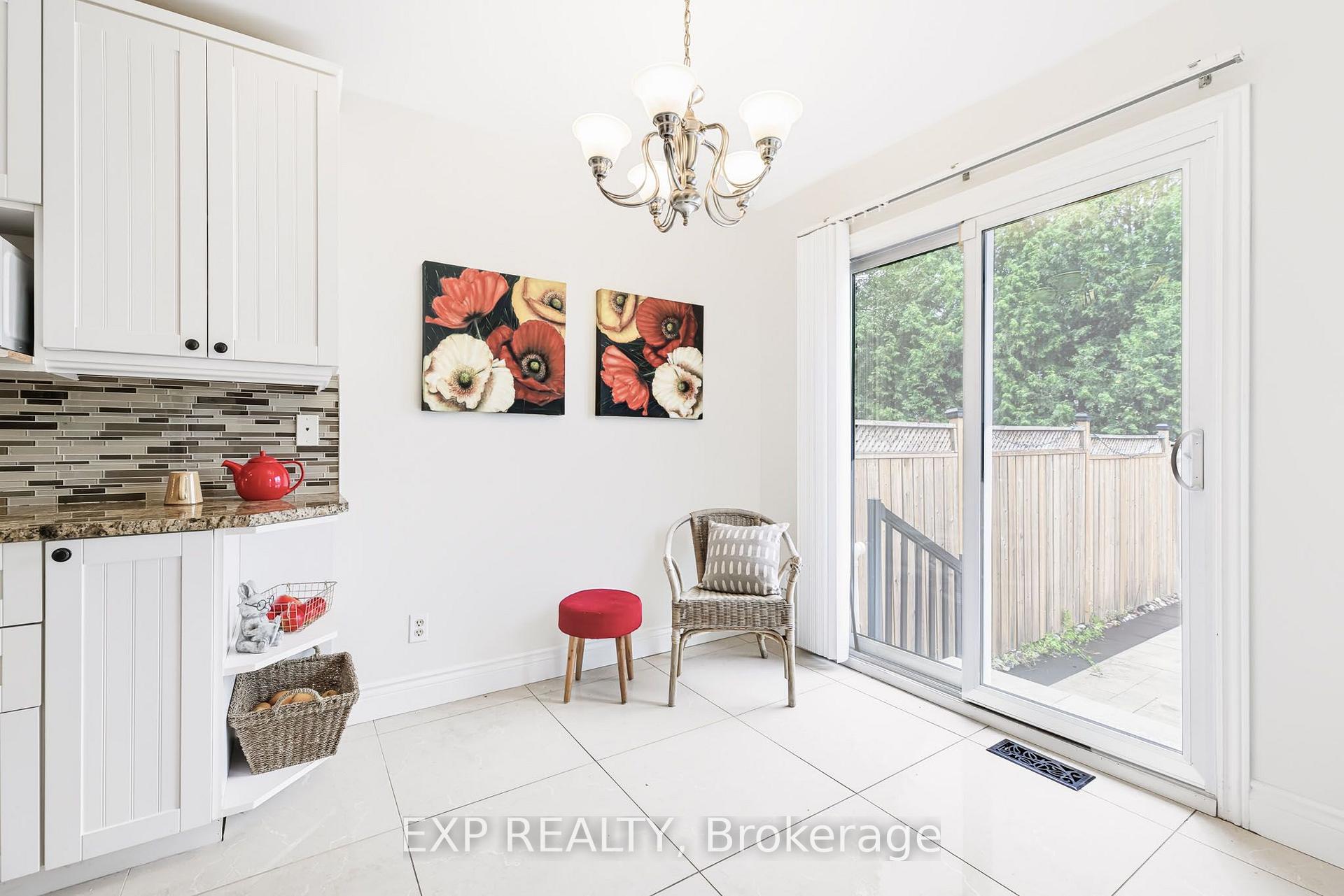 Photo 19 of 110 Cedarock Drive, Ottawa, Kanata - Bridlewood — HOMEH