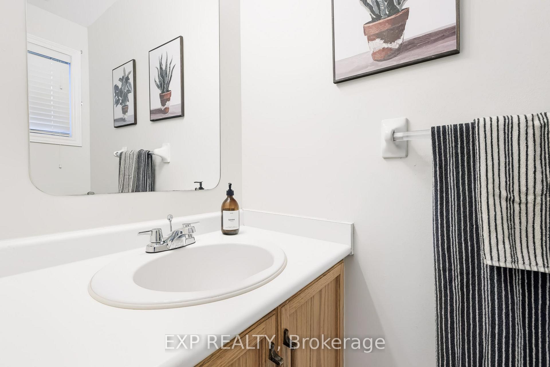 Photo 20 of 110 Cedarock Drive, Ottawa, Kanata - Bridlewood — HOMEH