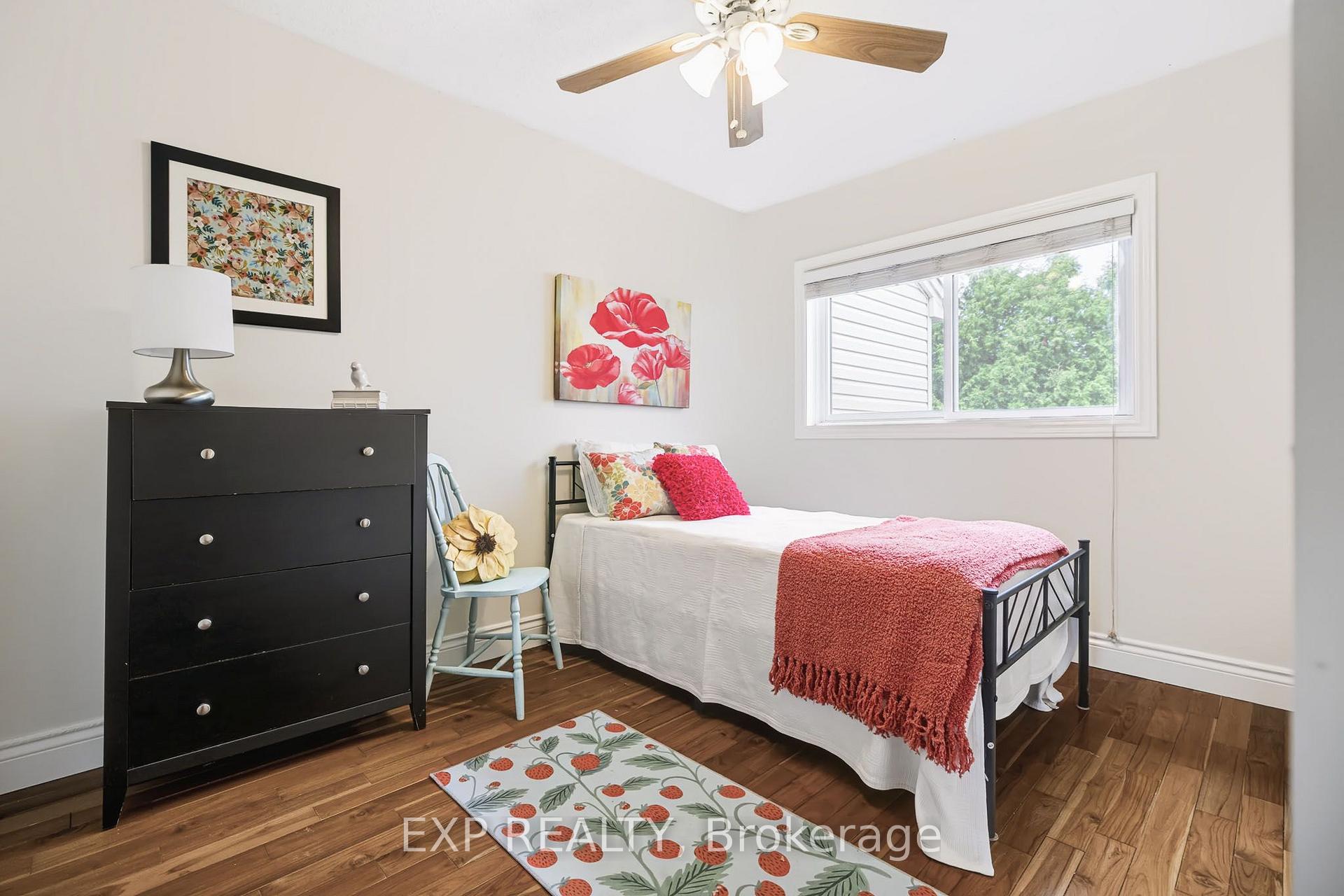 Photo 32 of 110 Cedarock Drive, Ottawa, Kanata - Bridlewood — HOMEH