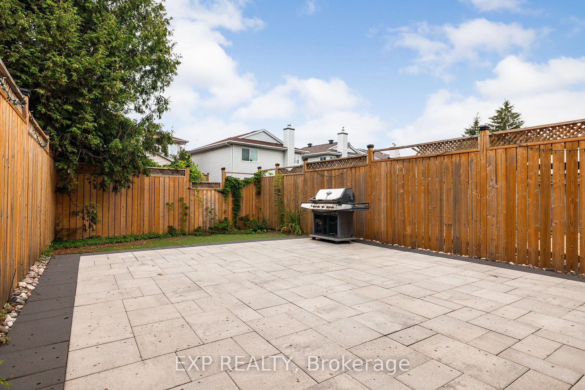Photo 41 of 110 Cedarock Drive, Ottawa, Kanata - Bridlewood — HOMEH
