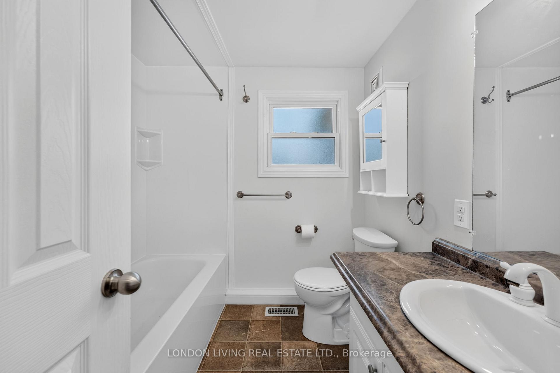 Photo 22 of 23 Pebble Beach Parkway, South Huron, Stephen — HOMEH