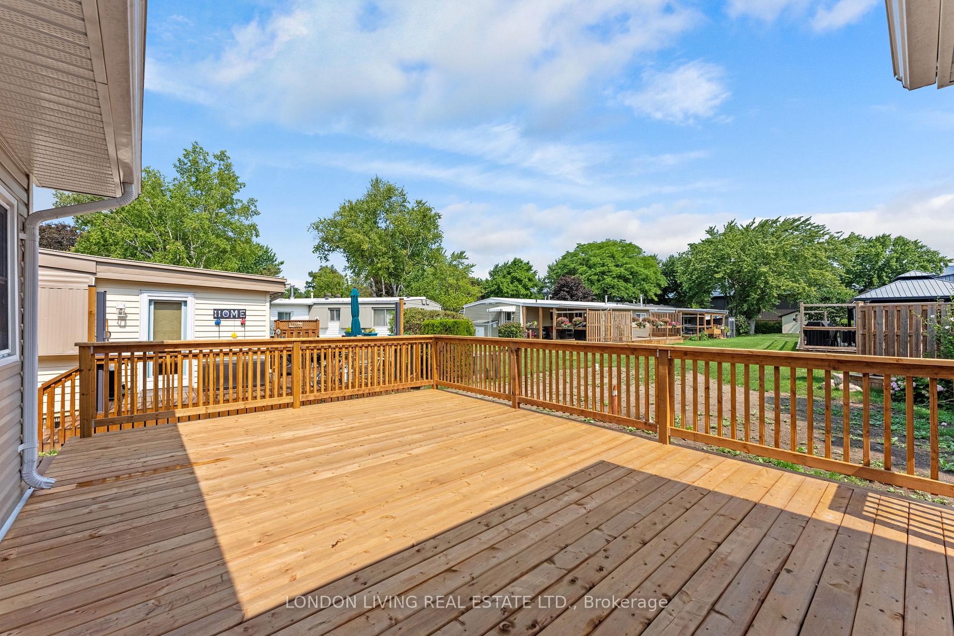 Photo 24 of 23 Pebble Beach Parkway, South Huron, Stephen — HOMEH