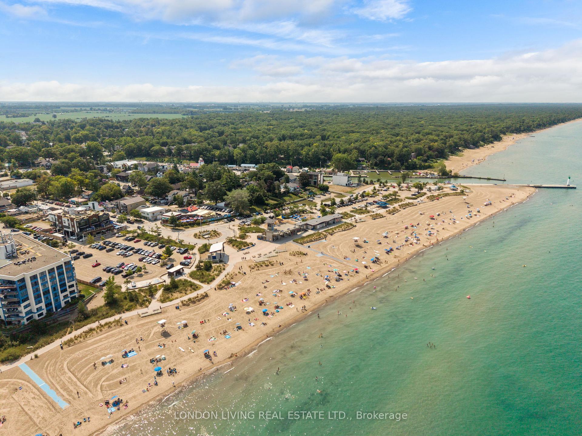 Photo 29 of 23 Pebble Beach Parkway, South Huron, Stephen — HOMEH