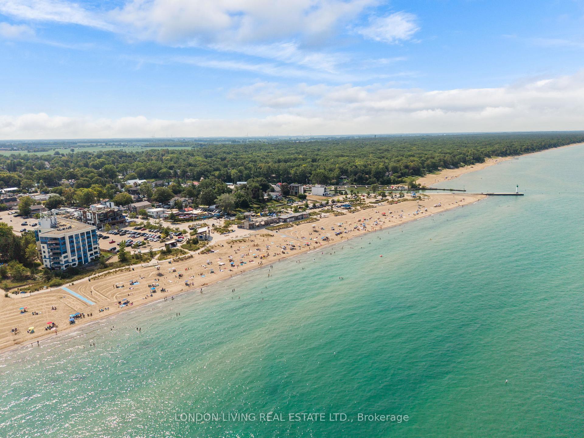 Photo 30 of 23 Pebble Beach Parkway, South Huron, Stephen — HOMEH