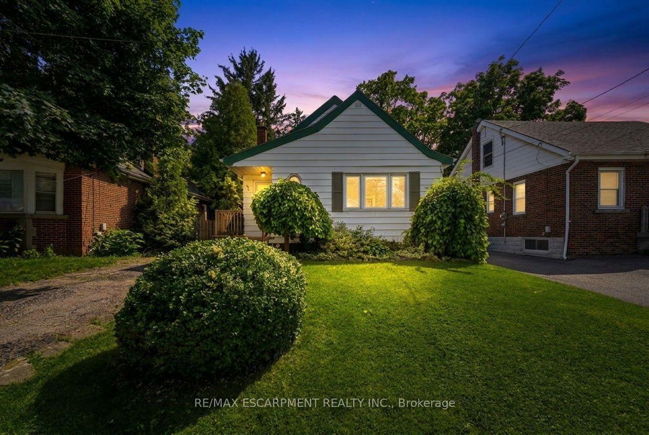 Photo of 61 Glenmount Avenue