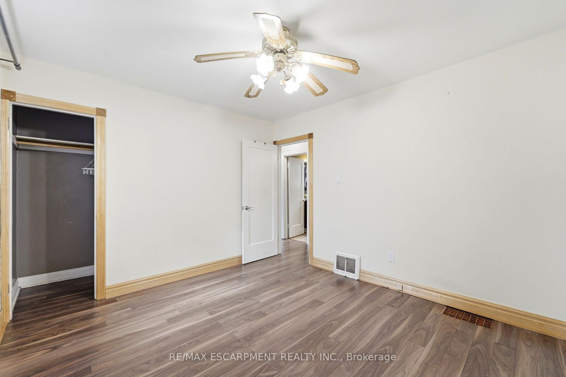 Photo 19 of 61 Glenmount Avenue, Hamilton, Ainslie Wood — HOMEH