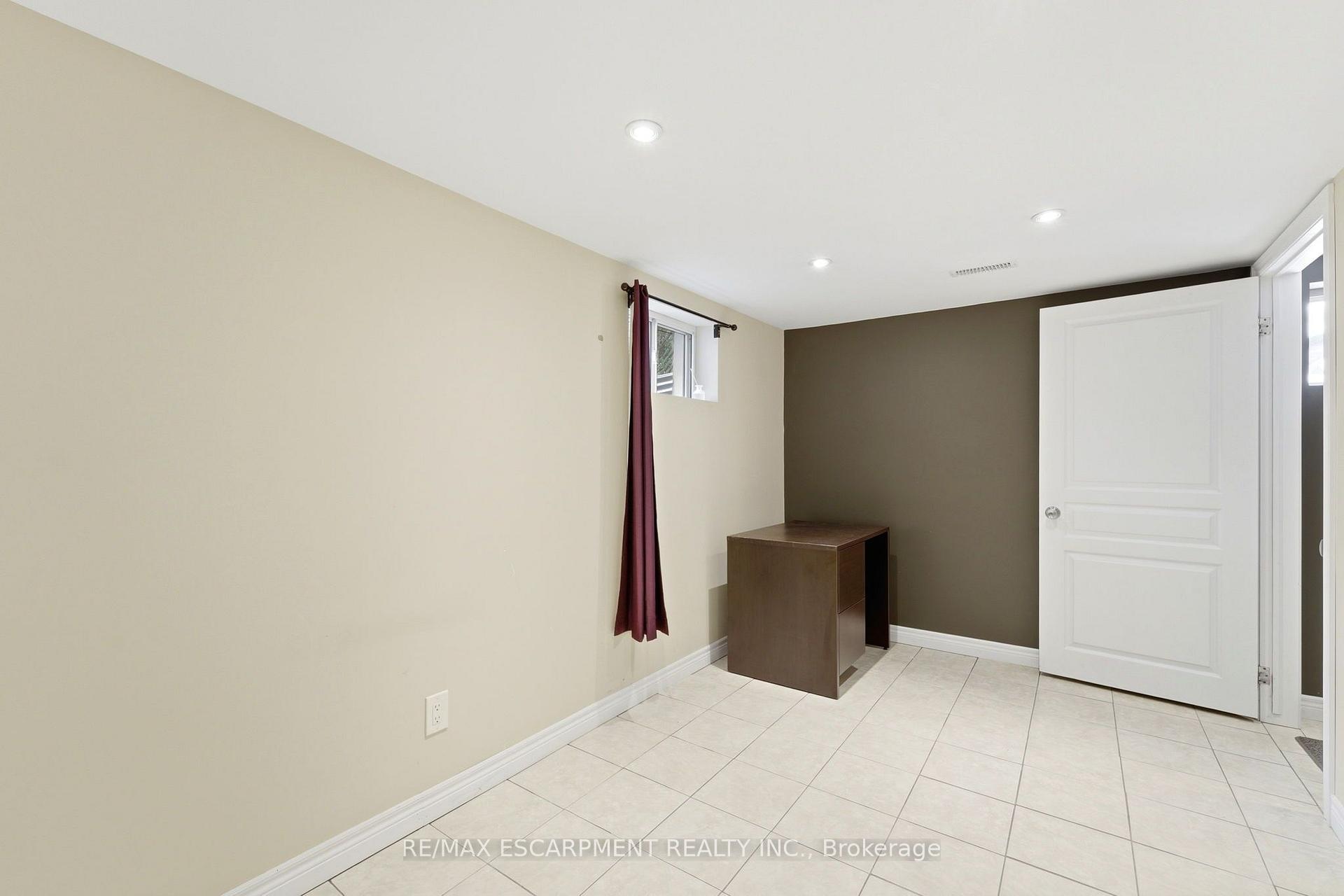 Photo 26 of 61 Glenmount Avenue, Hamilton, Ainslie Wood — HOMEH