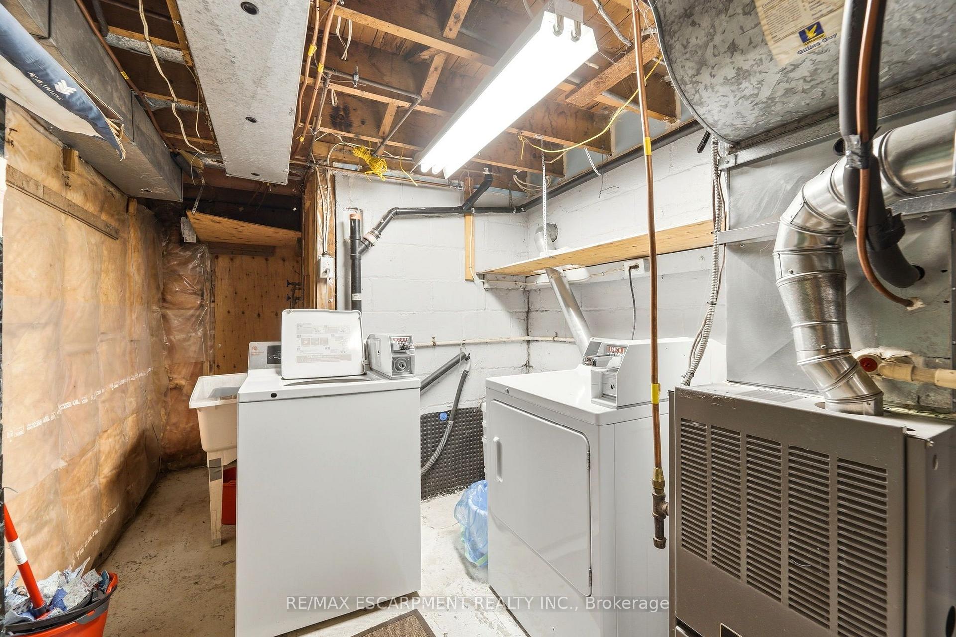 Photo 30 of 61 Glenmount Avenue, Hamilton, Ainslie Wood — HOMEH