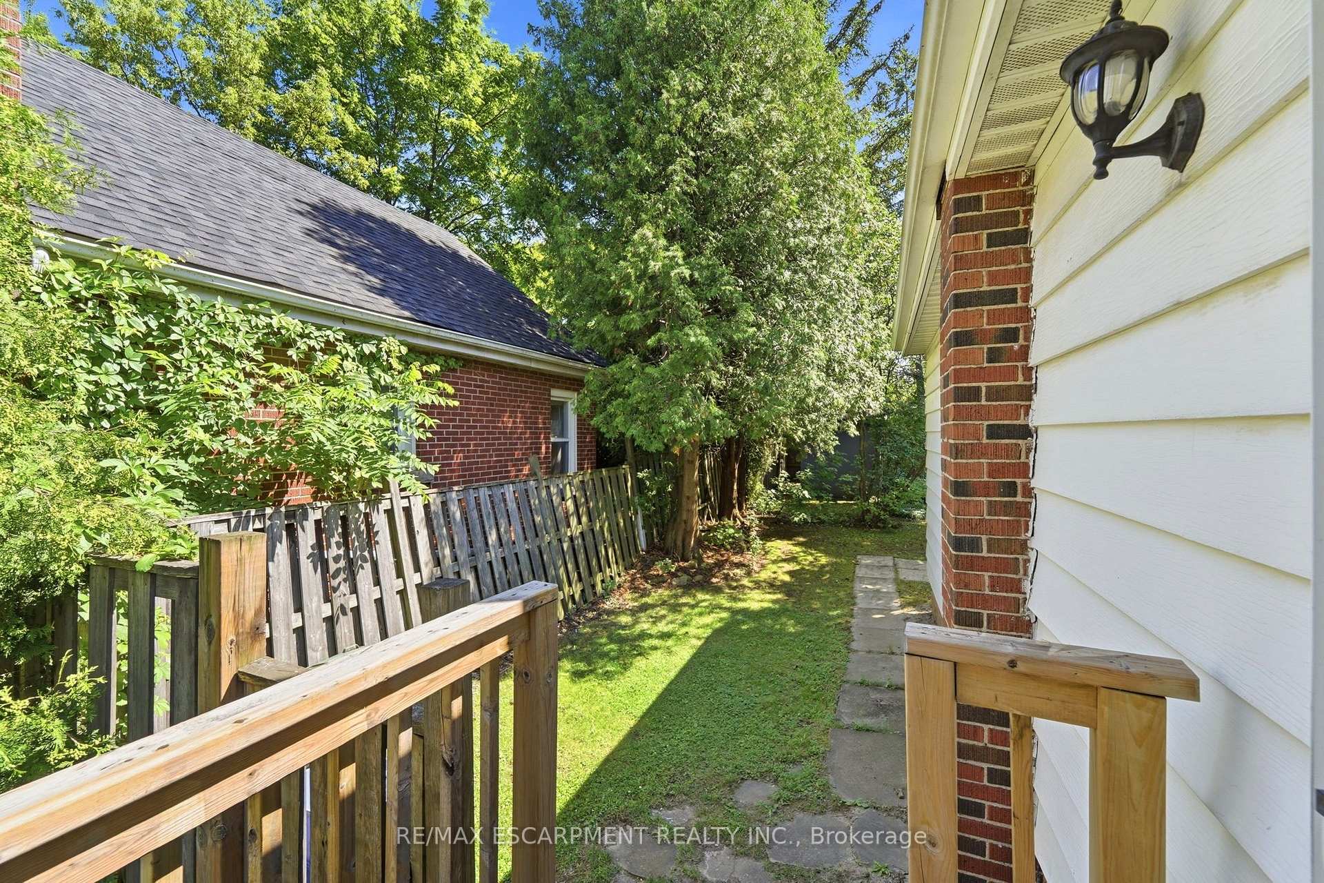 Photo 32 of 61 Glenmount Avenue, Hamilton, Ainslie Wood — HOMEH