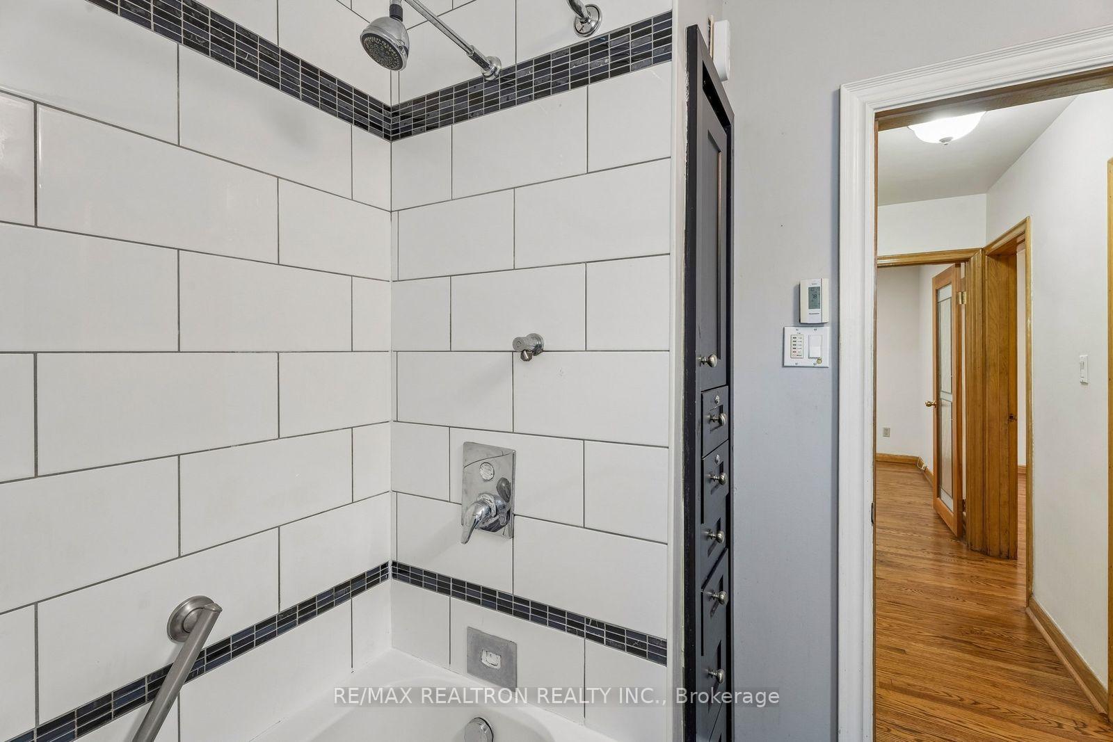 Photo 24 of 831 Mohawk Road E, Hamilton, Hampton Heights — HOMEH