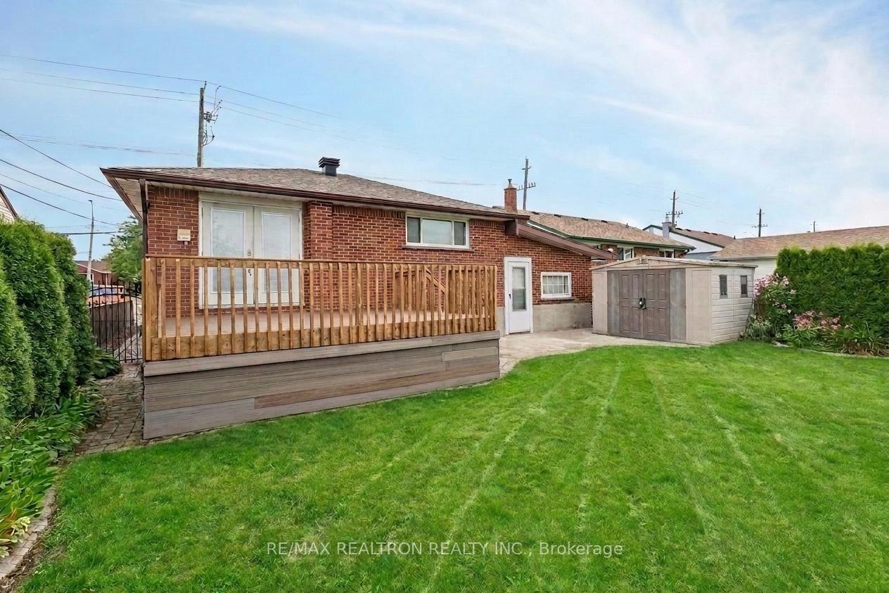 Photo 35 of 831 Mohawk Road E, Hamilton, Hampton Heights — HOMEH