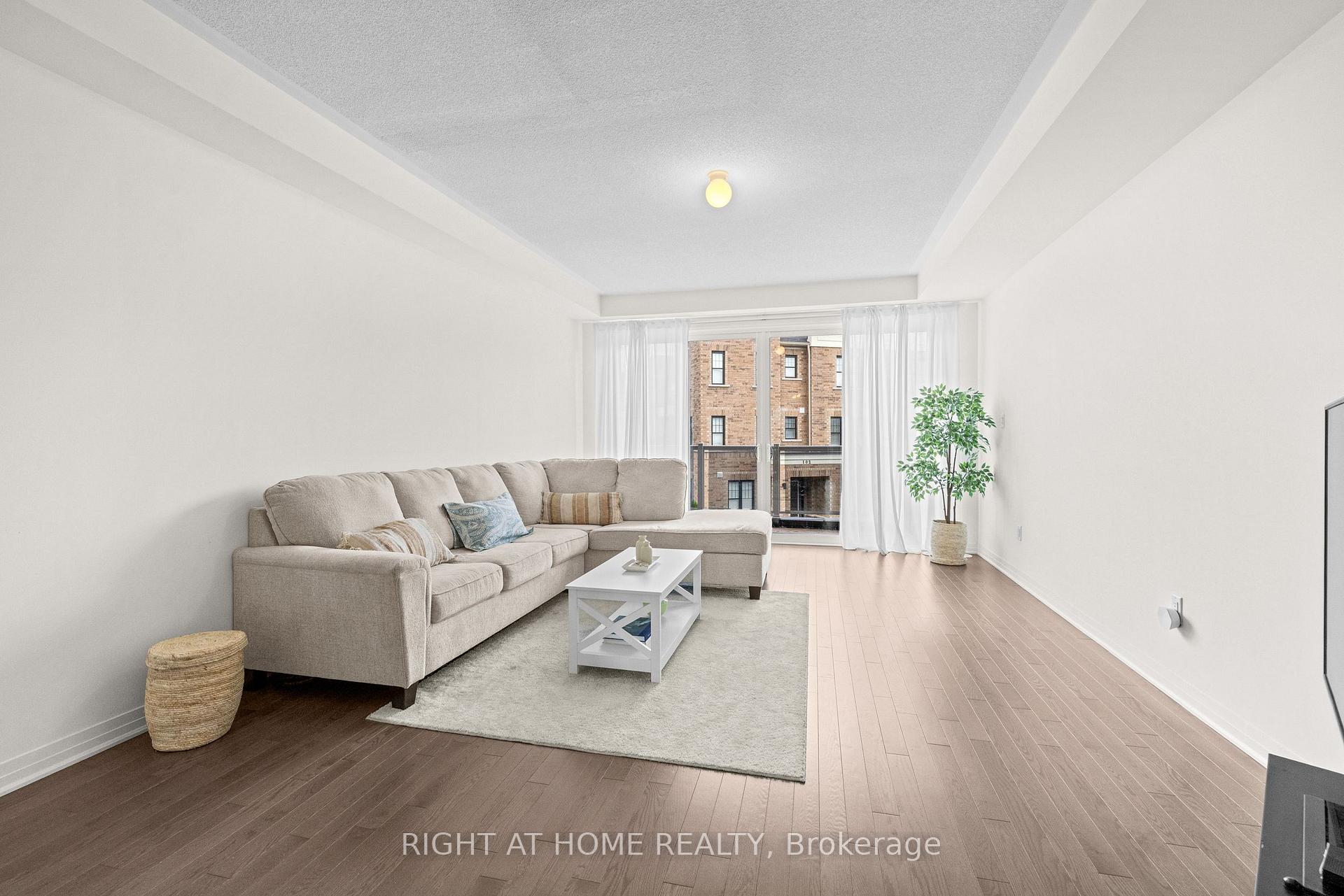 Photo 1 of 1475 Green Road, Clarington, Bowmanville — HOMEH