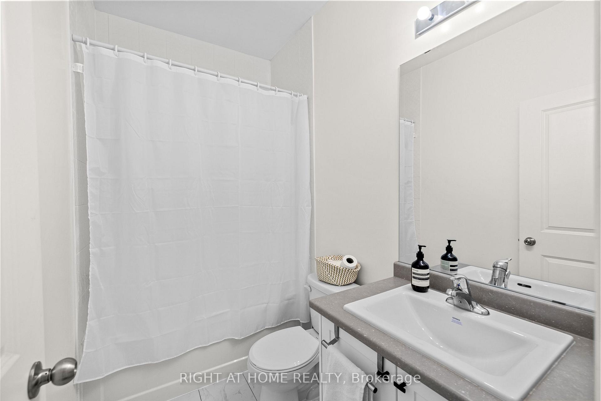 Photo 25 of 1475 Green Road, Clarington, Bowmanville — HOMEH